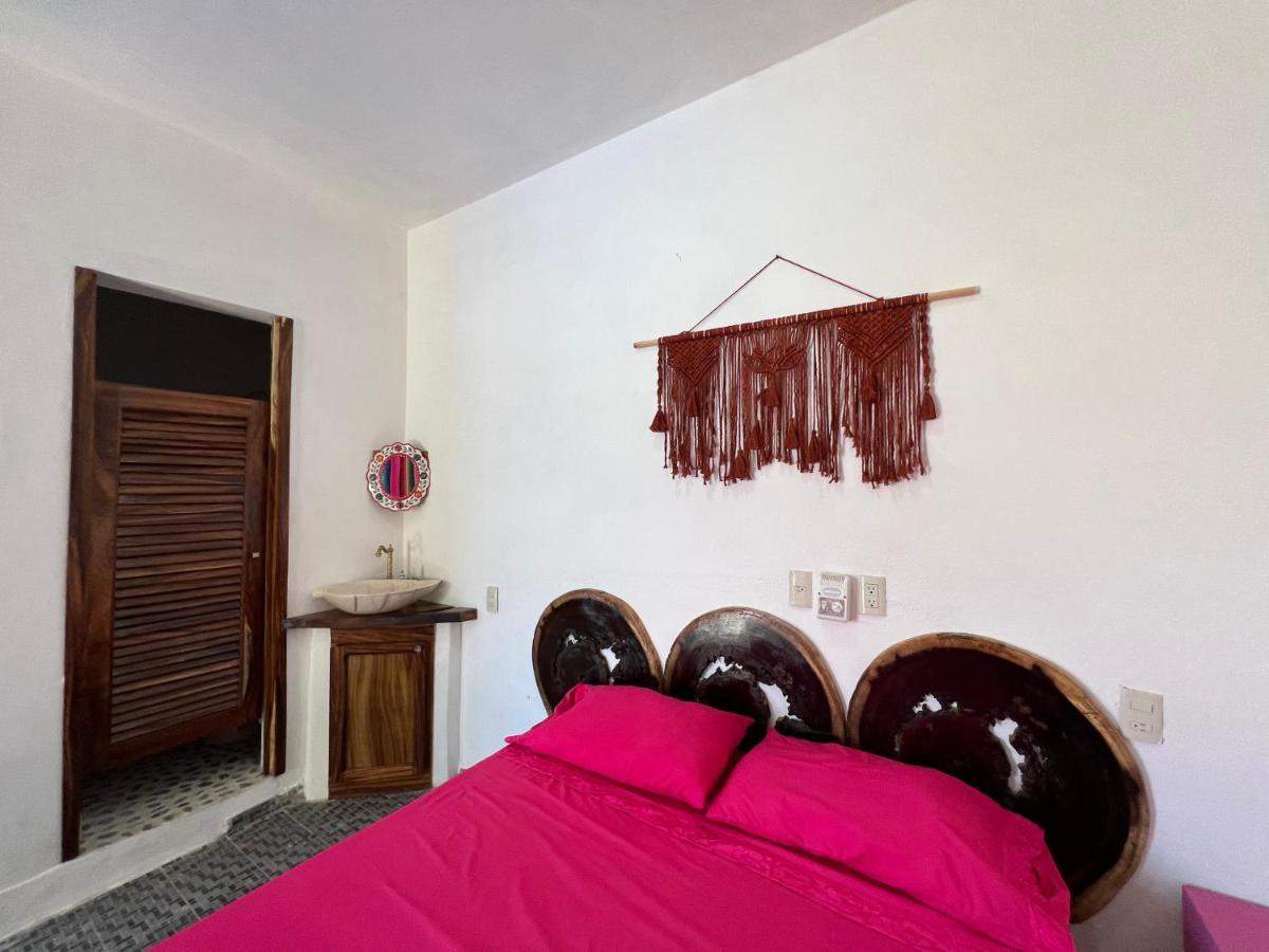 Casa Kokona Hotel ปูแอร์โตเอสกอนดิโด ภายนอก รูปภาพ