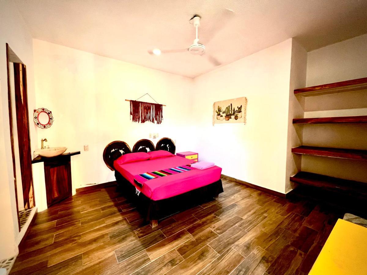 Casa Kokona Hotel ปูแอร์โตเอสกอนดิโด ภายนอก รูปภาพ