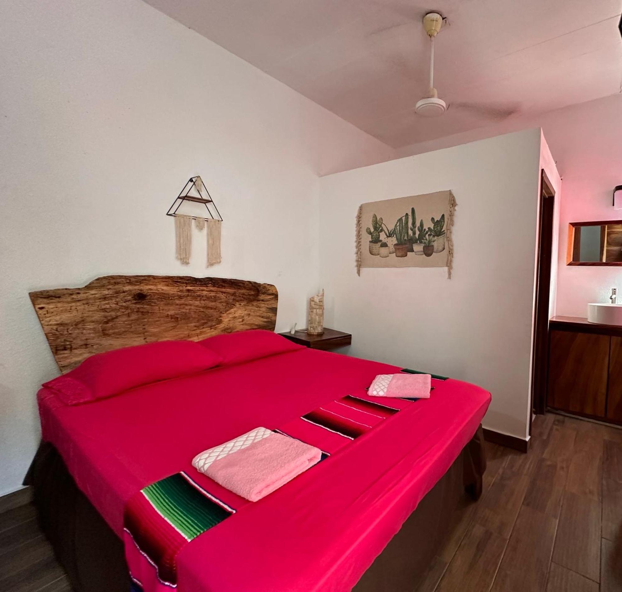 Casa Kokona Hotel ปูแอร์โตเอสกอนดิโด ภายนอก รูปภาพ